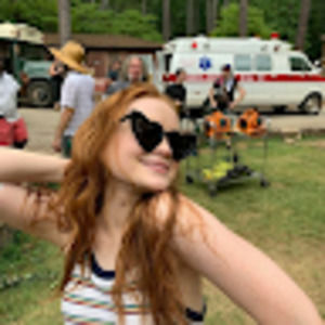 Meet your Posher, Della